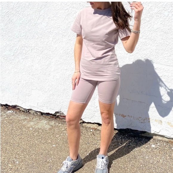 PRIV Everyday Set, Tee Shirt and Bike Shorts Set, Stretchy, Sizes S & M - Picture 1 of 7